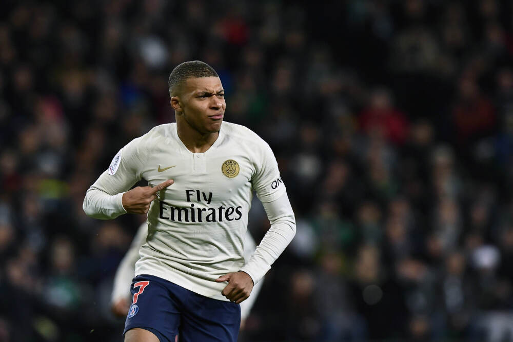 最低申赎额精确到分角，公募基金缘何自降入场门槛